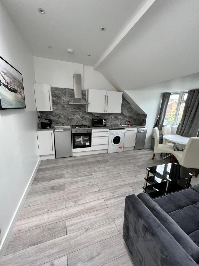 Lovely 2 Bedroom Flat With Roof Terrace In London Nw6 Εξωτερικό φωτογραφία