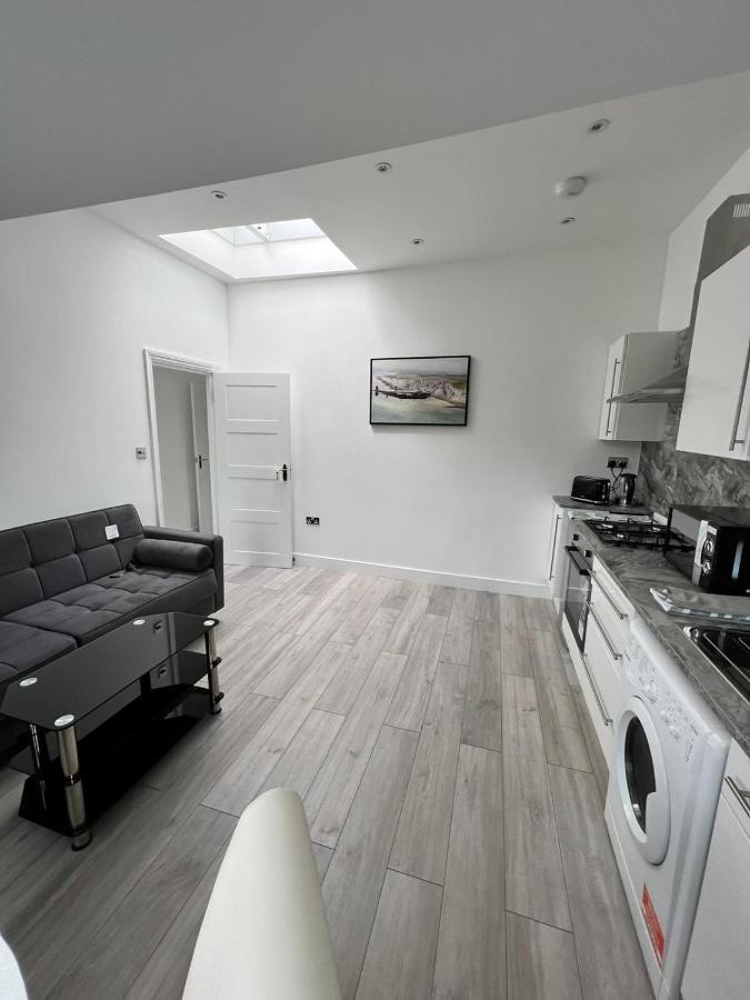 Lovely 2 Bedroom Flat With Roof Terrace In London Nw6 Εξωτερικό φωτογραφία