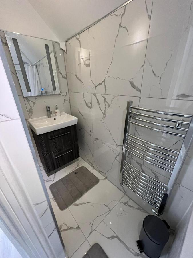 Lovely 2 Bedroom Flat With Roof Terrace In London Nw6 Εξωτερικό φωτογραφία